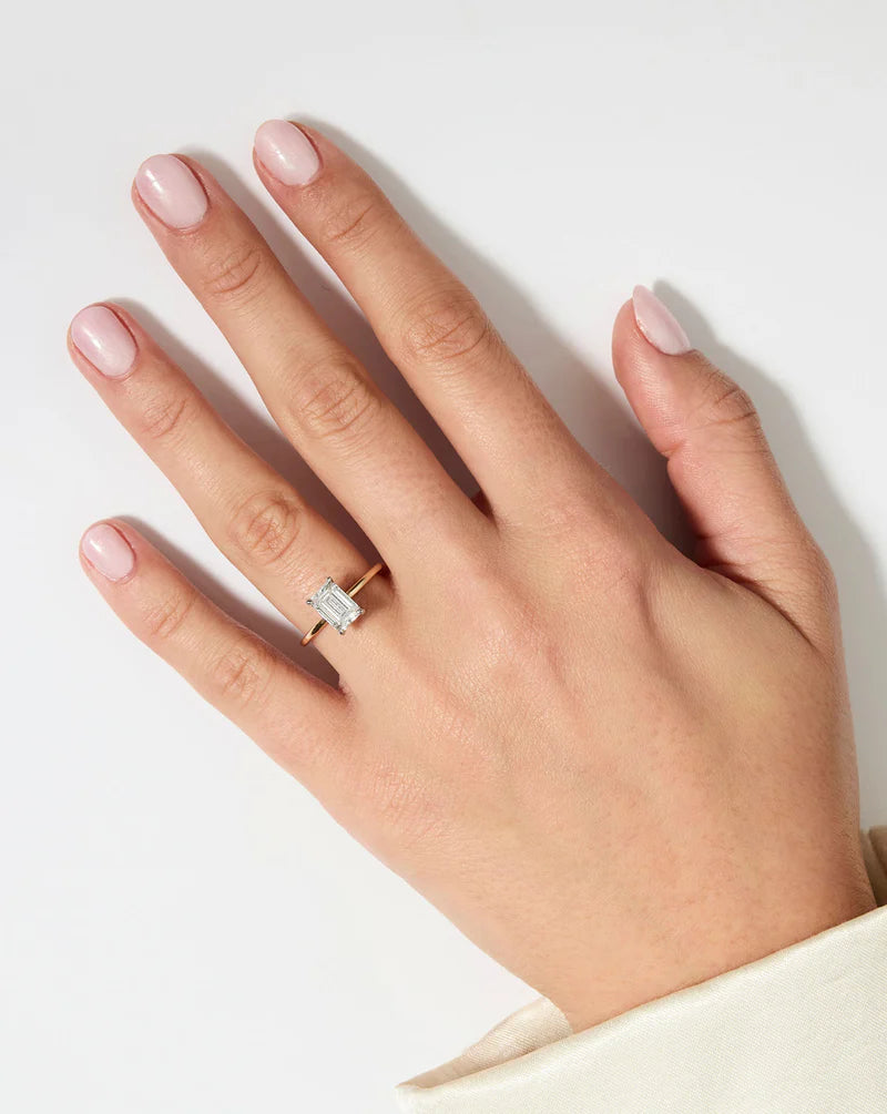 2.54 Emerald Lab Diamond in Whisper Thin®