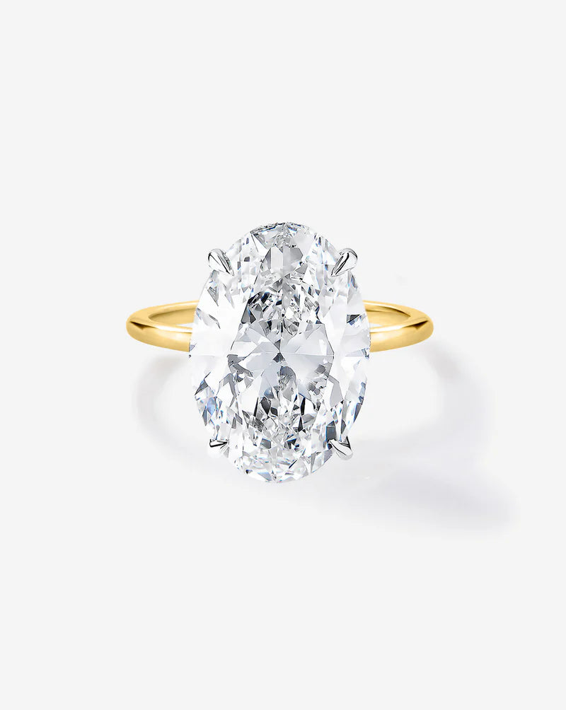 5.11 Oval Lab Diamond in Whisper Thin®